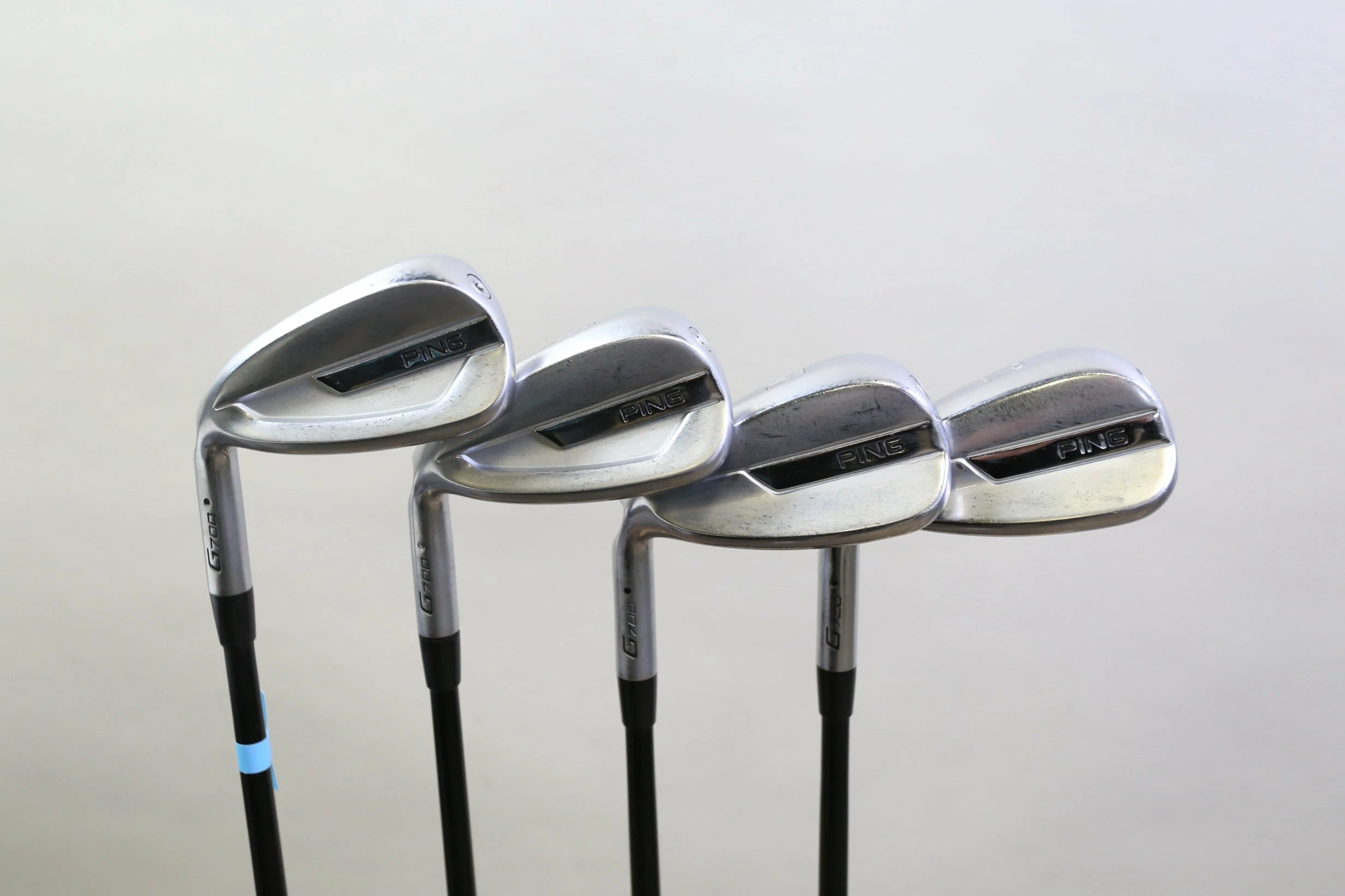LEFTY Ping G700 Black Dot 8-PW-UW Iron Set -0.5 In Ping Alta CB Graphite Regular
