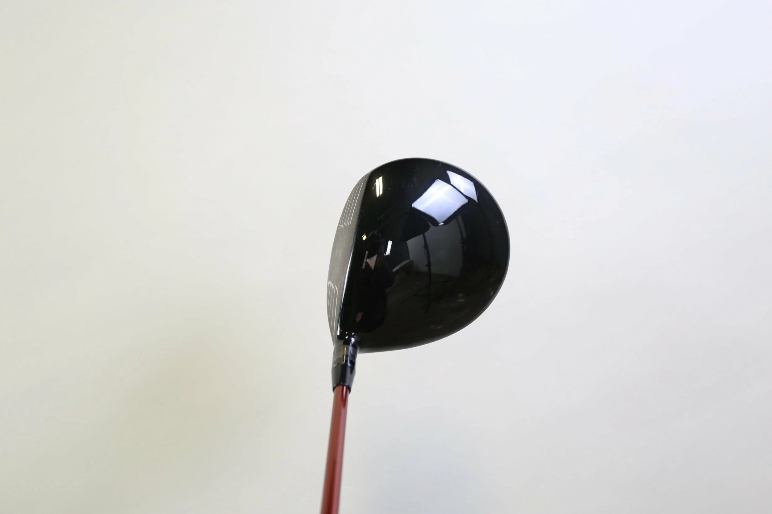 Titleist 910D2 Driver - Right-Handed - 9.5 Degrees - Stiff Flex - Image 7