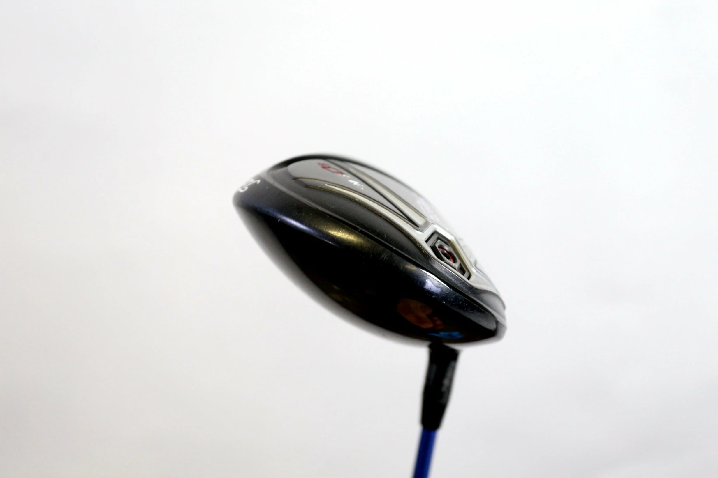 Titleist 915D3 Driver - Right-Handed - 9.5 Degrees - Regular Flex - Image 3