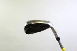 Tour Edge Hot Launch HL3 7 Hybrid 32* RH 37 In UST HL3 Graphite Seniors Flex