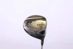 Titleist 913D2 Driver - Right-Handed - 9.5 Degrees - Stiff Flex
