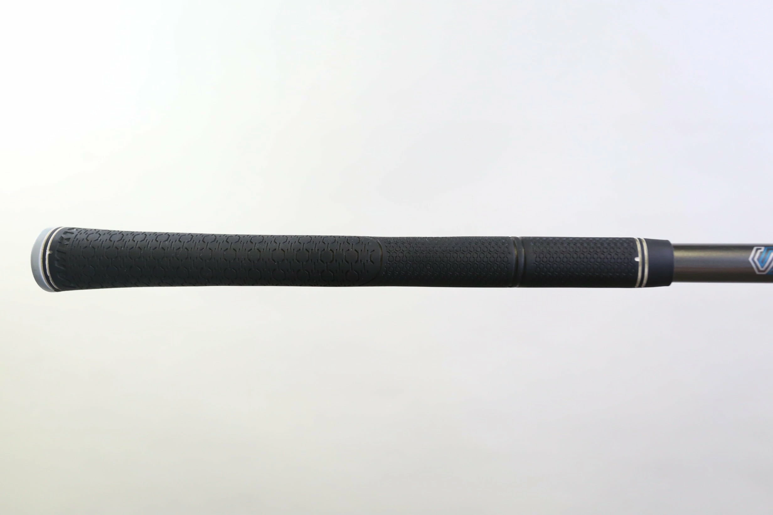 LEFTY Callaway Rogue 3 Hybrid 19* 40.5 In Synergy Graphite Shaft Regular Flex - Image 9