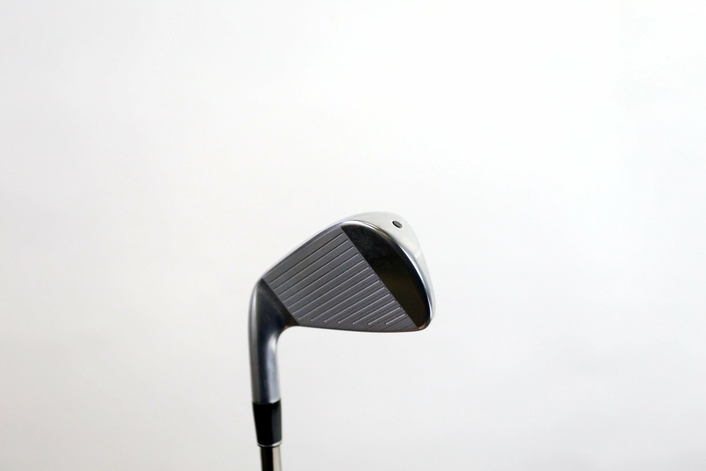 Srixon ZX Utility Iron 3 Hybrid 20* RH 39.5 In UST Recoil 95 Graphite F4 Stiff - Image 4