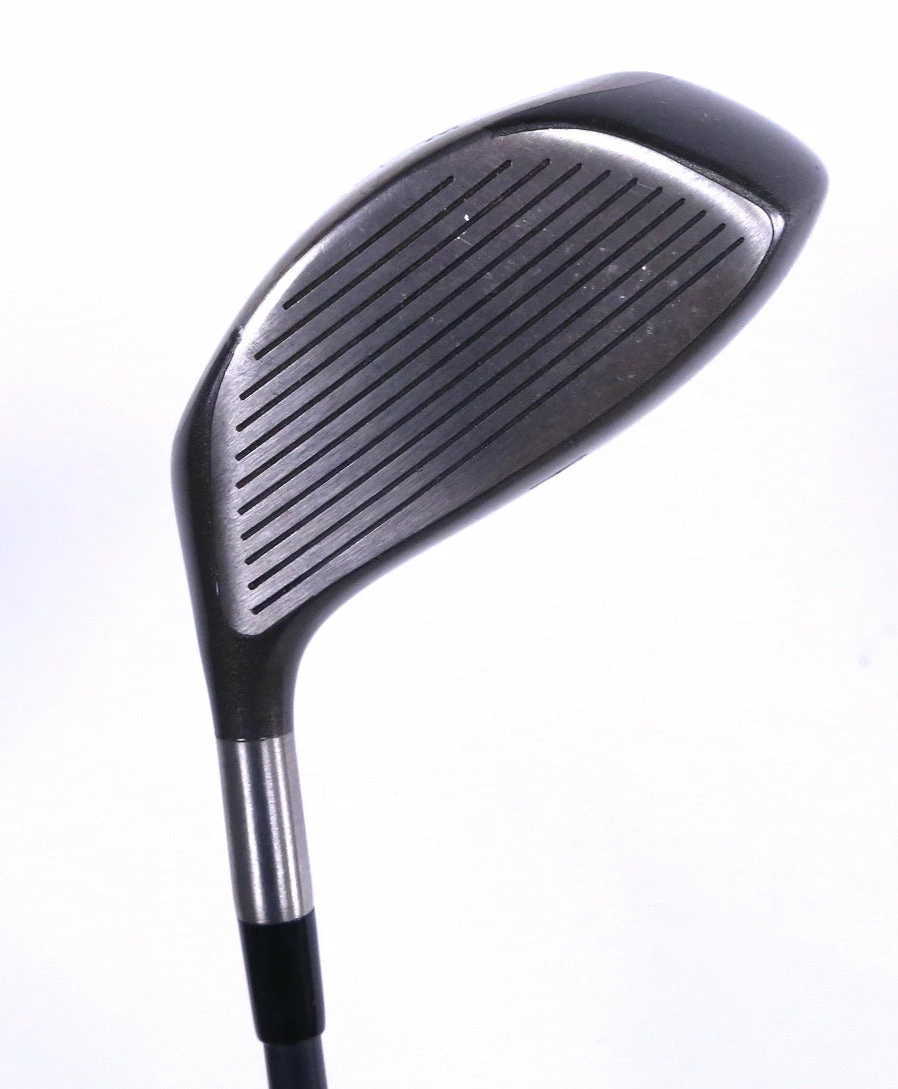 Titleist 975D Driver RH 8.5* 44 In Titleist Ultralite Graphite Shaft Stiff Flex - Image 2