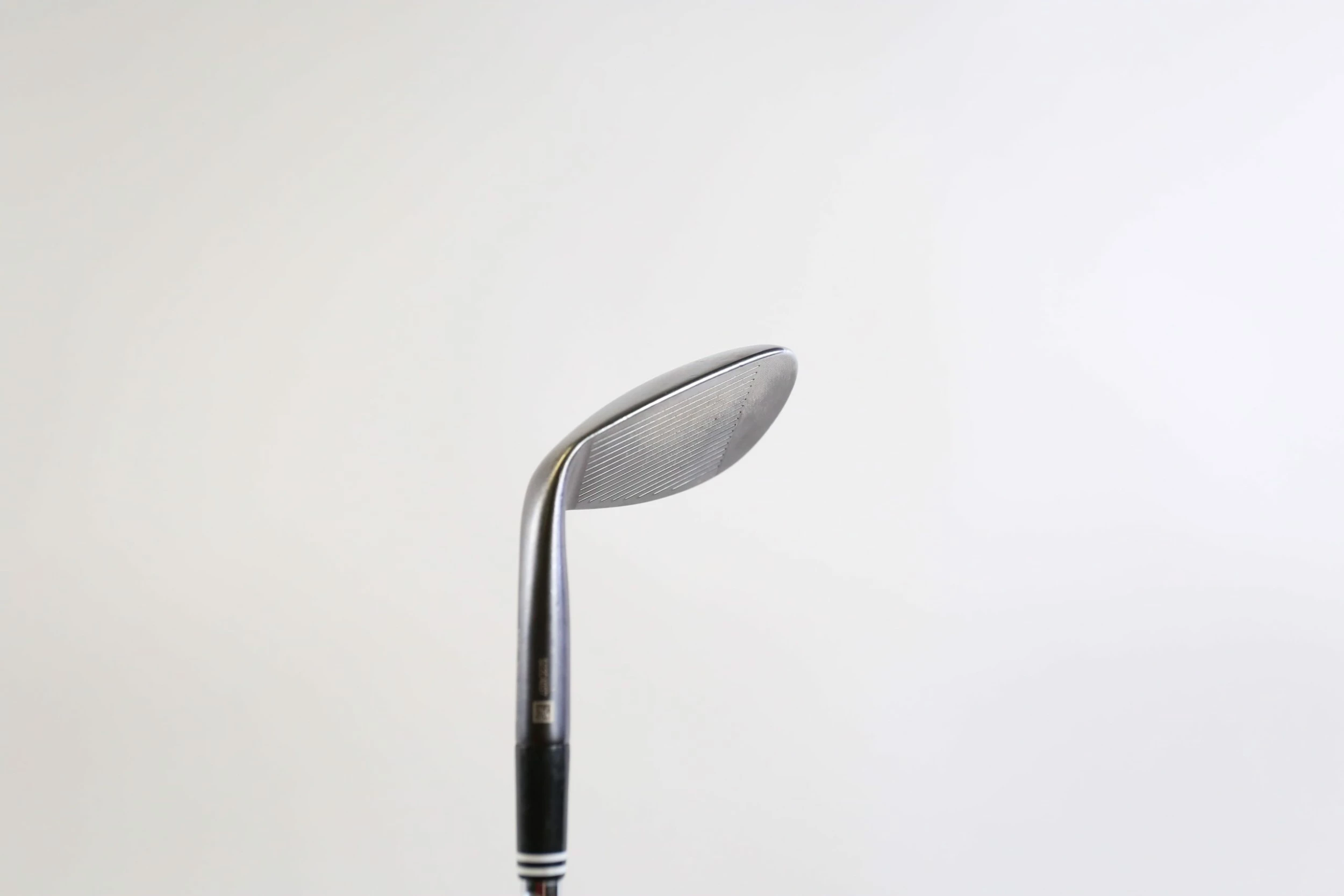 Cleveland RTX-4 Low Grind Black Satin 60* Wedge RH 34.75 In Steel Shaft Stiff - Image 2