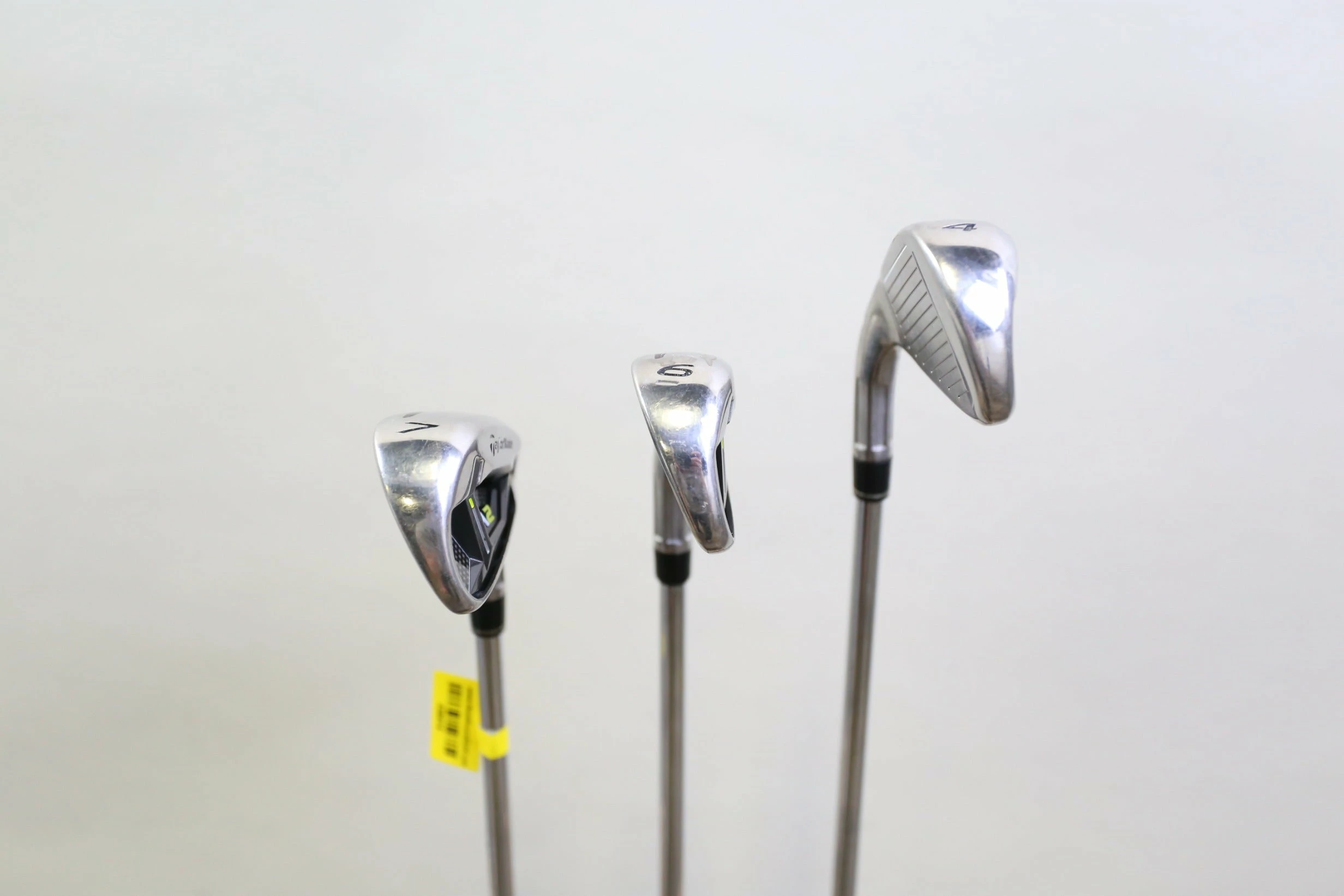 TaylorMade M2 2017 4, 6, 7 Iron Set RH Steel Shafts Regular Flex - Image 3