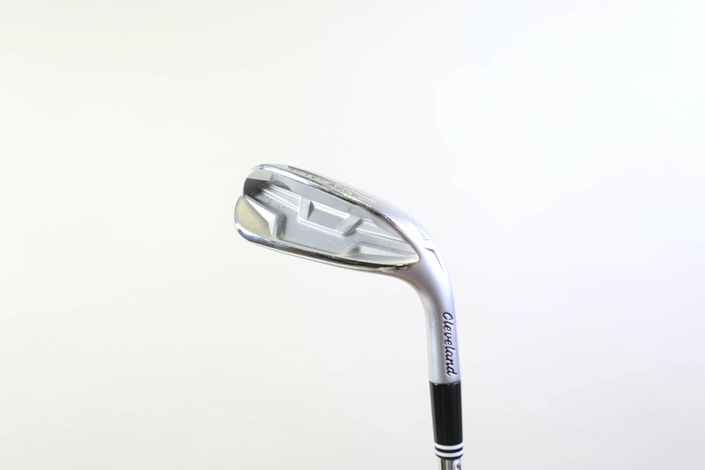 Cleveland Smart Sole Chipper Wedge 42* RH 37 In Steel Shaft Stiff Flex - Image 4