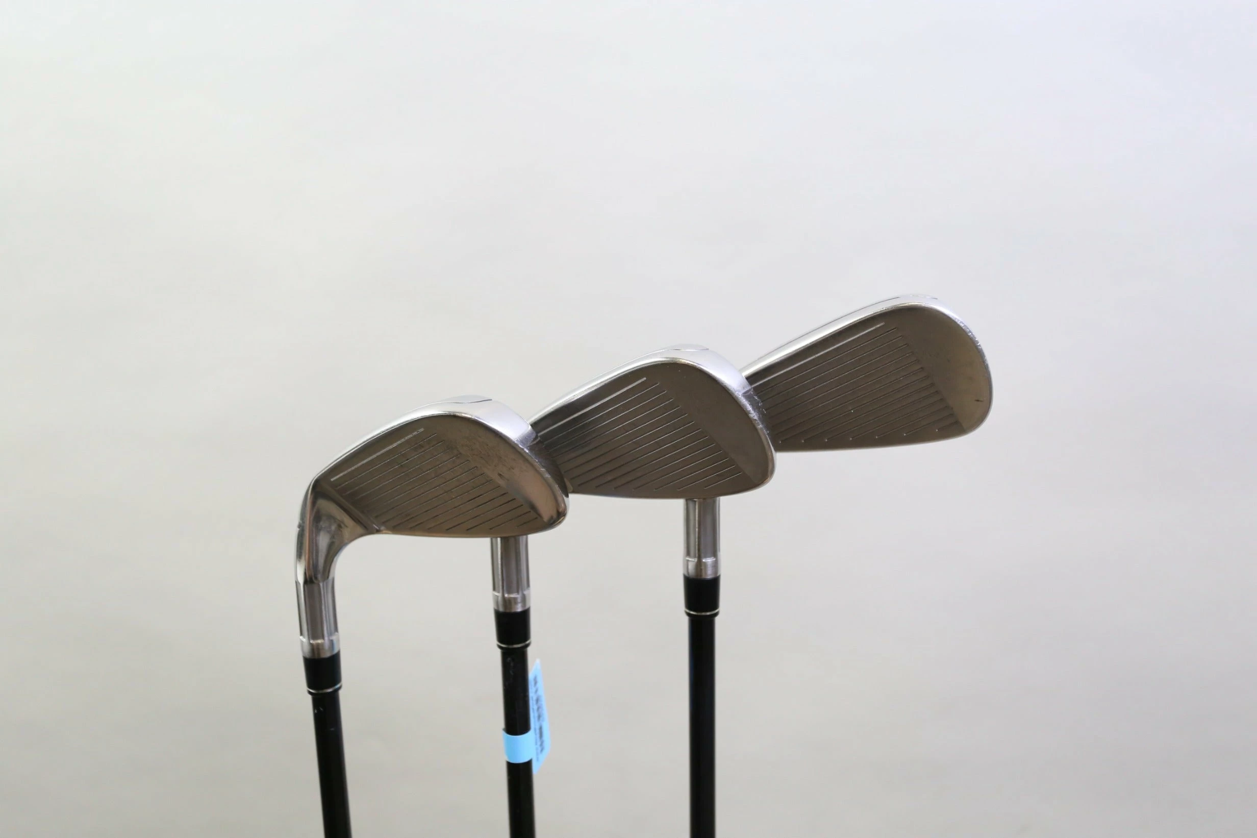 TaylorMade M6 7-9 Iron Set RH -0.25 In Atmos Graphite Shafts Seniors Flex - Image 2