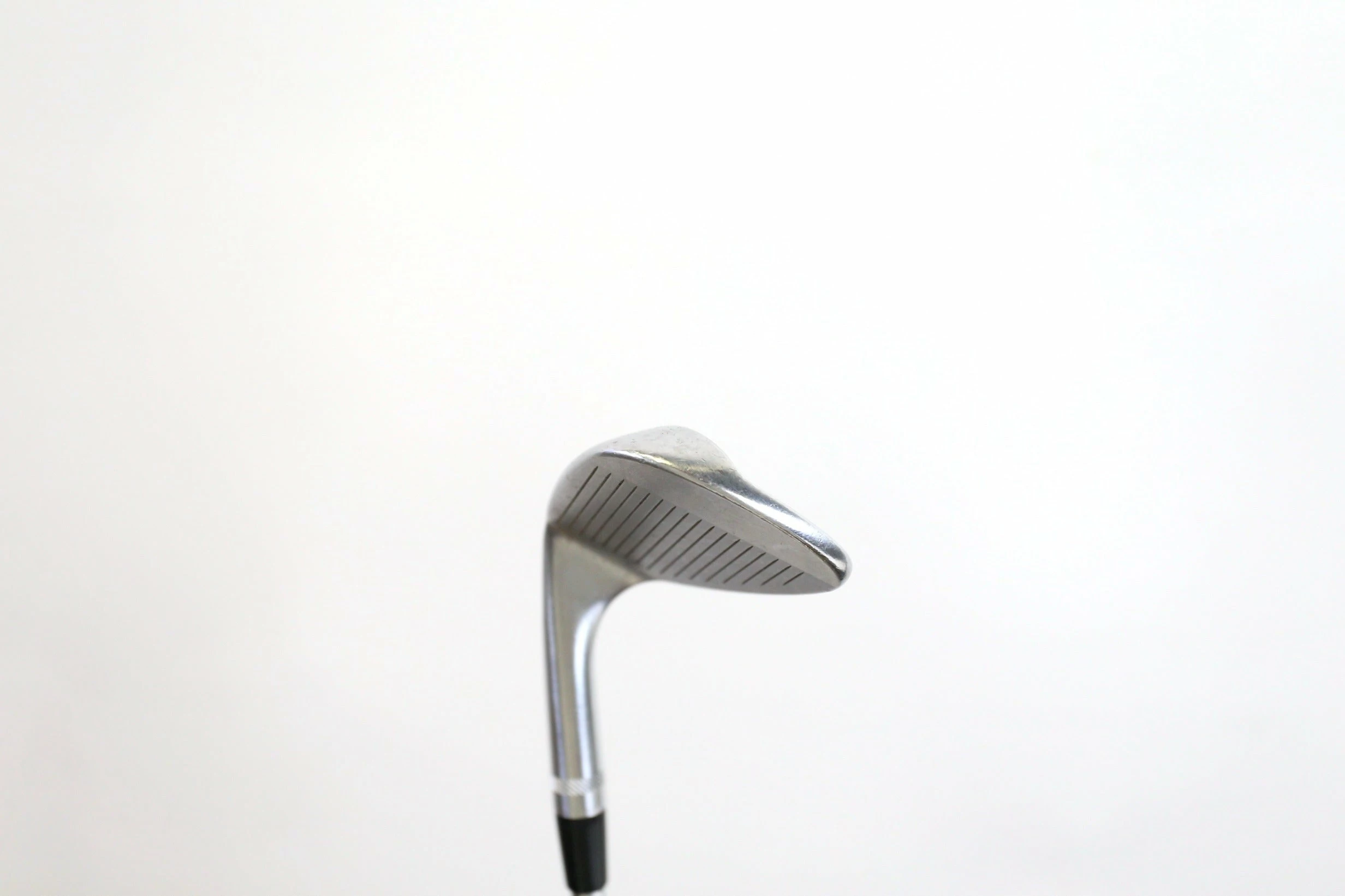 Titleist Vokey SM5 Chrome S Grind 54*/10* Wedge 36 In RH Steel Shaft Stiff Flex - Image 4