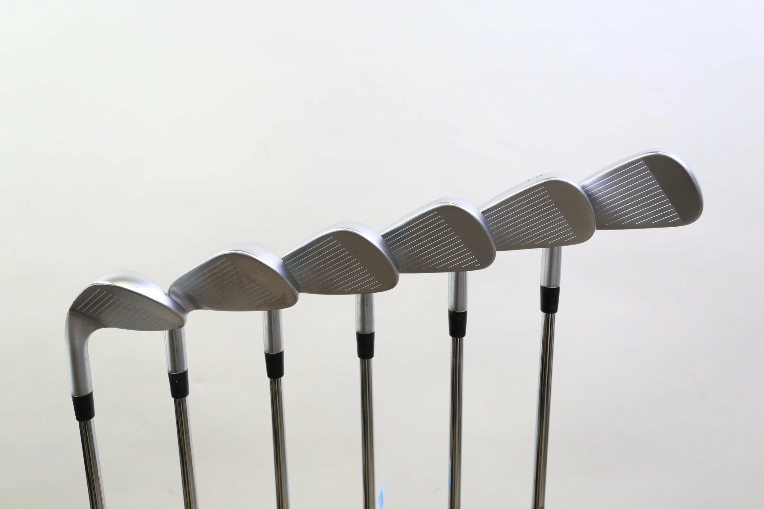 Callaway Apex CF16 5-9, AW Iron Set RH KBS Steel Shafts Stiff Flex - Image 2