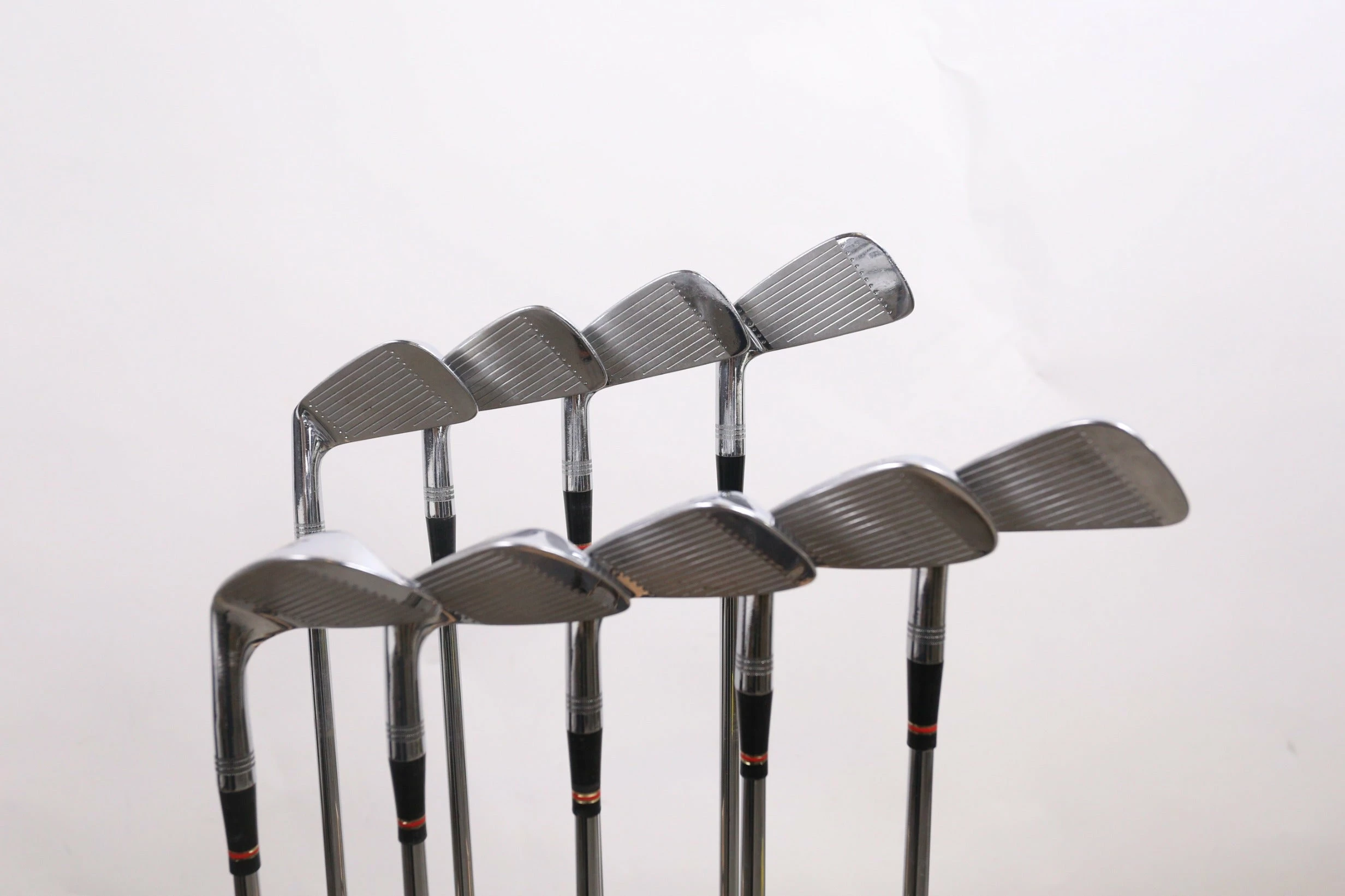 Wilson Staff Fluid Feel 3-PW, SW Iron Set RH -0.5 In Steel Shaft Stiff Flex - Image 2